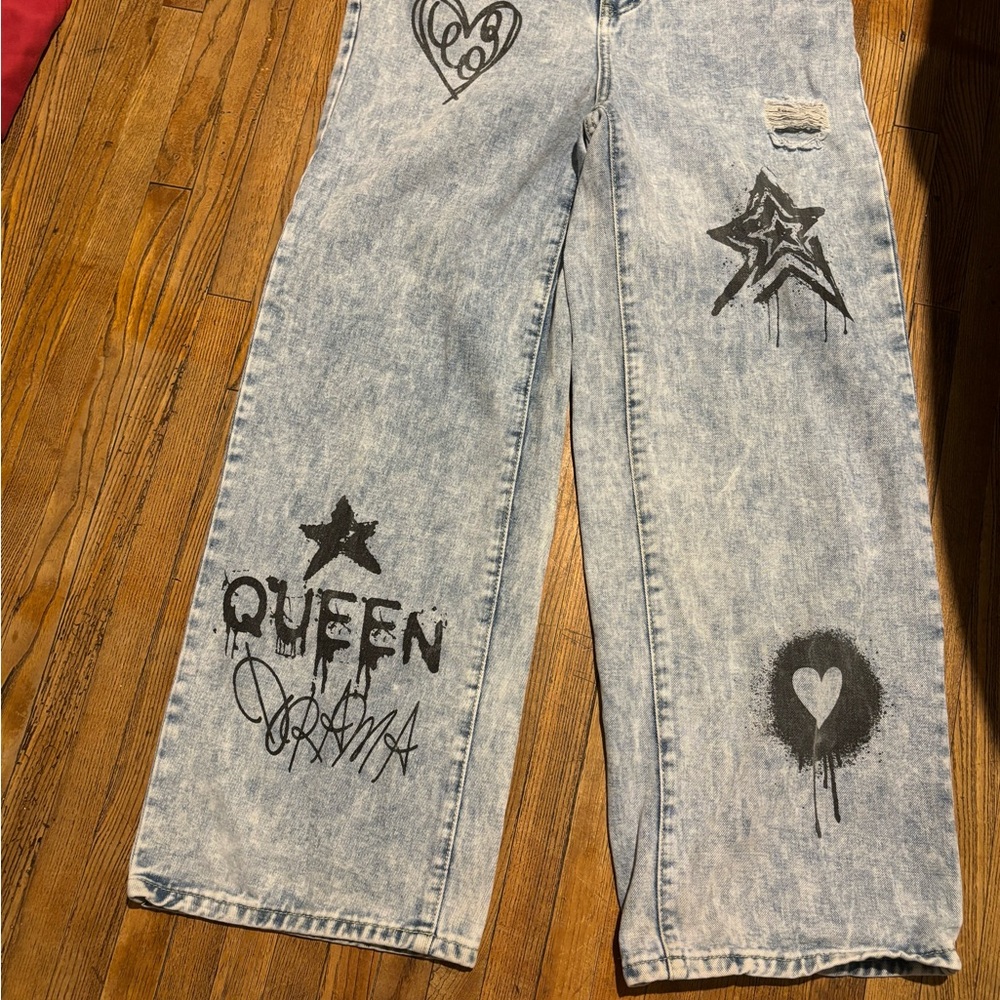 Queen Graphic Light Blue Wide Leg Jeans